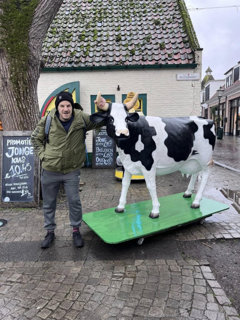 Meeting the cow, Sluis
